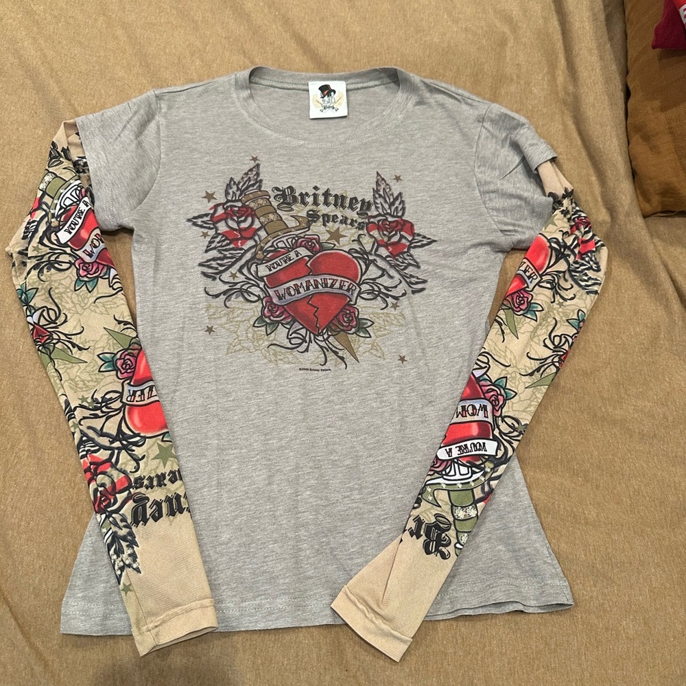 Vintage 2009 Britney Spears Womanizer Long Sleeve Tattoo Concert T-Shirt
